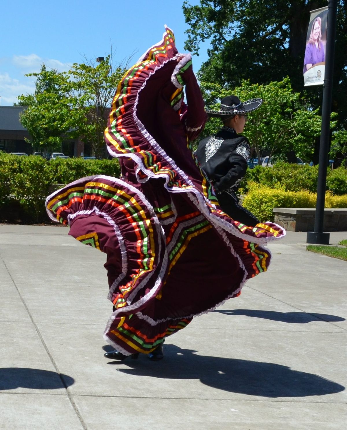 Evento cultural con danza tradicional